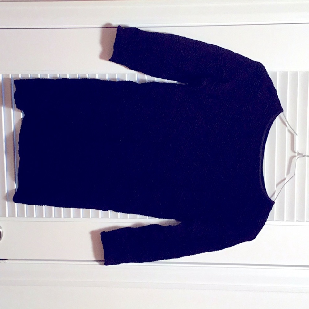 Tees By Tina Black Wavy Top